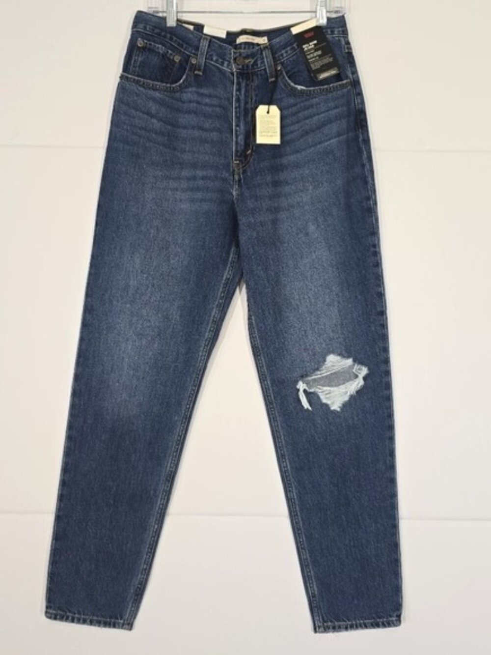 Levi's 80s Mom Jeans 30 Medium Wash Distressed NWT
